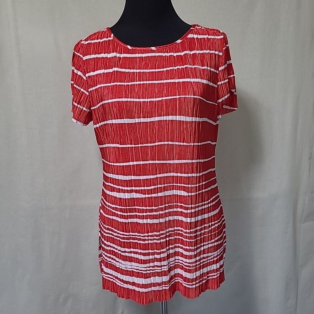 Travelers By Chico's Red White Stripe Shirt Size 0 XSmall Crinkle Short Sleeve